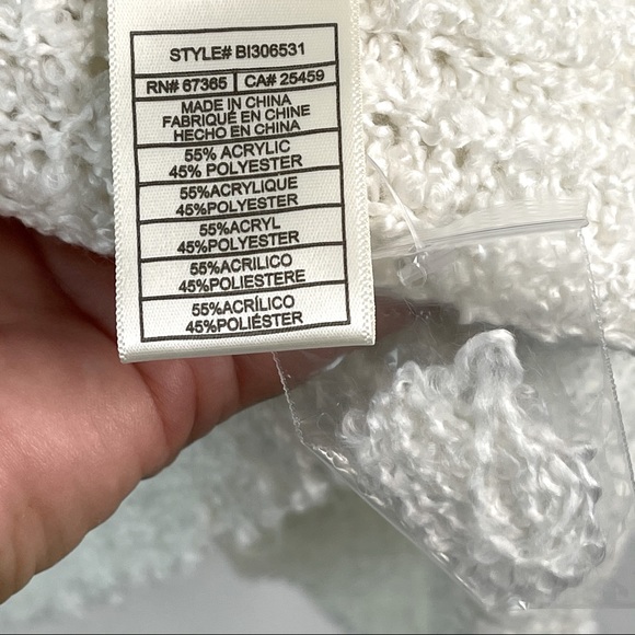 BB Dakota Ivory Chenille Open Front Cardigan NWOT Size M - Picture 9 of 9